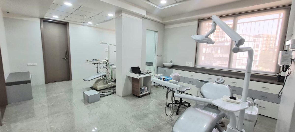Treatment Room — MediVista Dental Clinic, Nashik